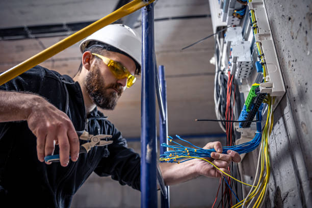 Best Affordable Emergency Electrician  in Magnolia Springs, AL